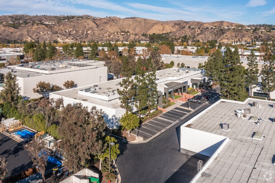 More Photos Of 22601-22619 Old Canal Rd, Yorba Linda Warehouse For Lease