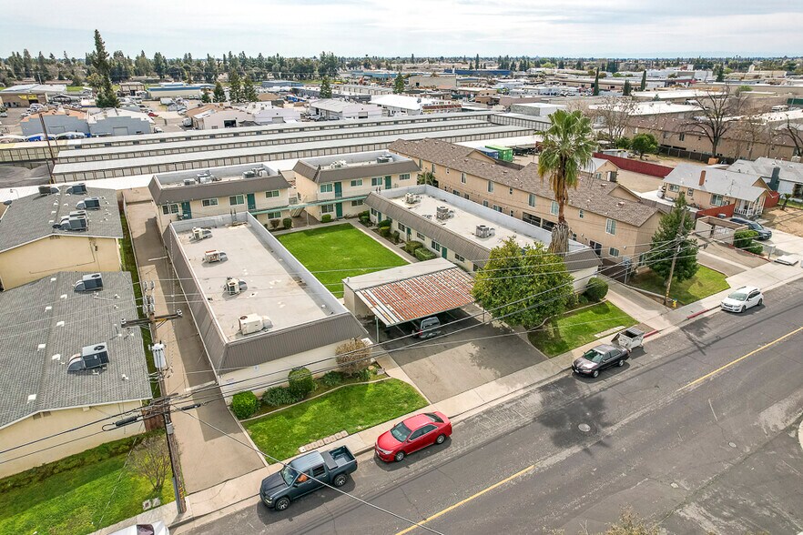 More Photos Of 1228 Jefferson Ave, Clovis Apartments For Sale