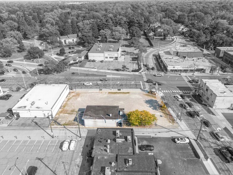 More Photos Of 1005 N Main St, Royal Oak Service Station For Sale