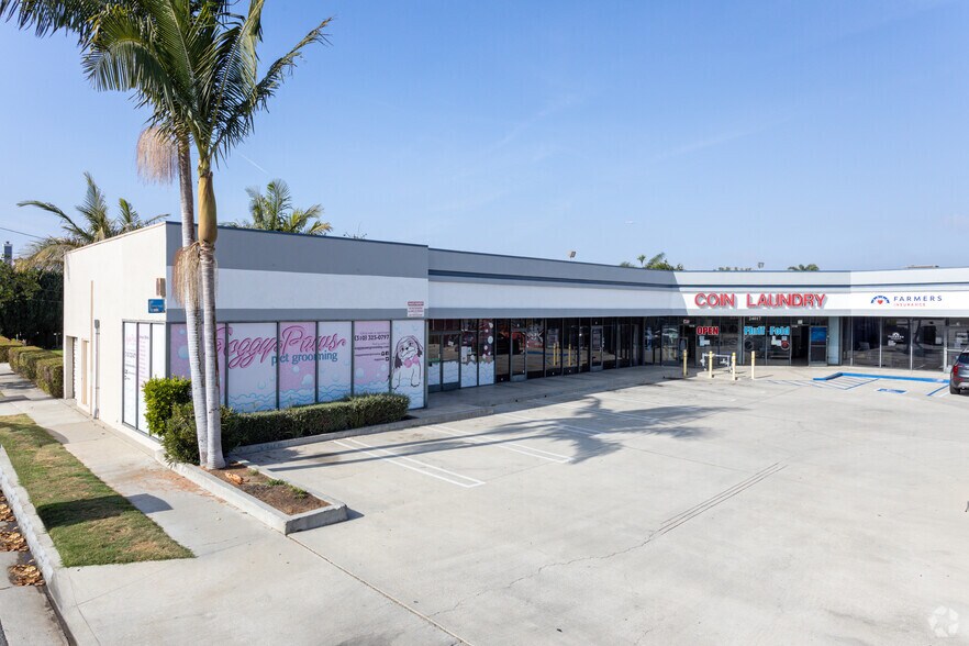 More Photos Of 24017 Narbonne Ave, Lomita Unknown For Lease