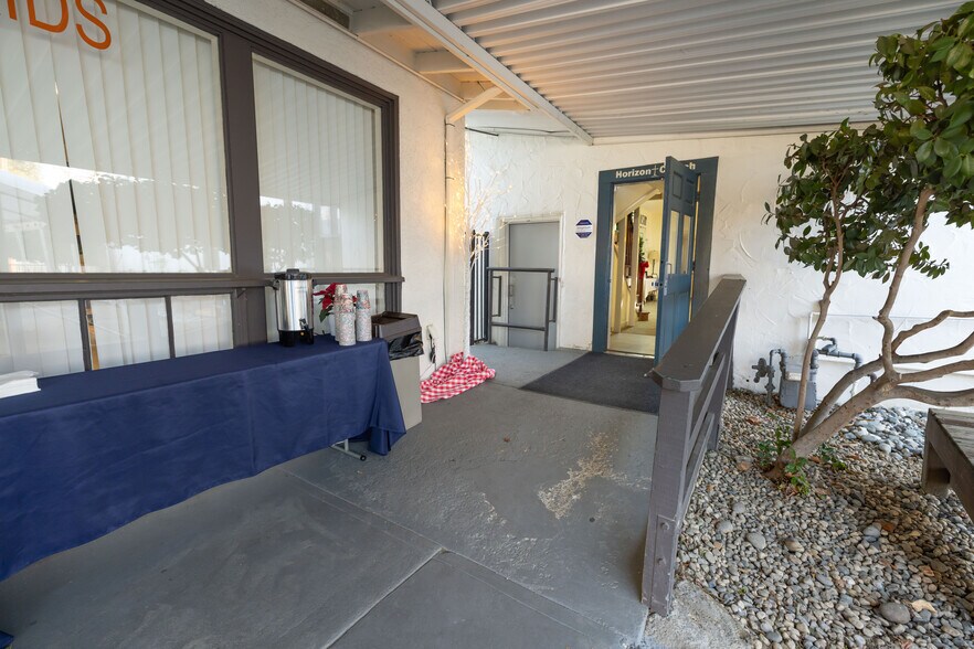 More Photos Of 628 Royer St, Roseville Schools For Lease