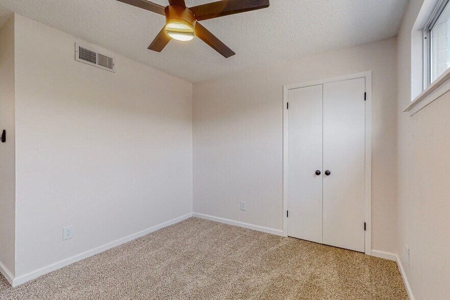 More Photos Of 1309 Virginia St NE, Albuquerque Apartments For Sale