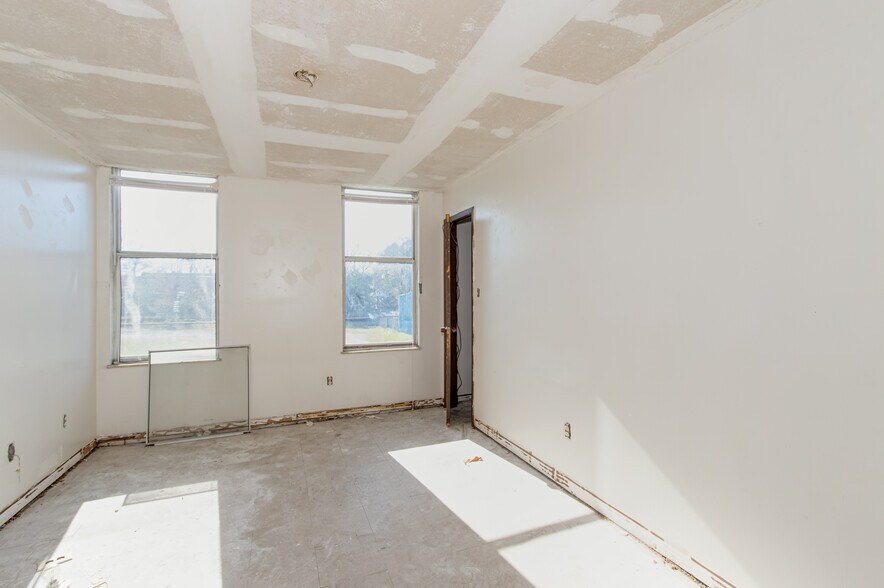 More Photos Of 1901-1939 Broad St, Augusta Apartments For Sale