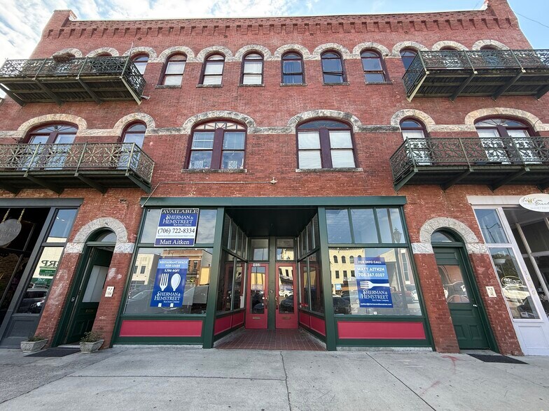 Primary Photo Of 1028 Broad St, Augusta Apartments For Lease