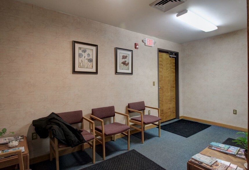 More Photos Of 33 Electric Ave, Fitchburg Medical For Lease
