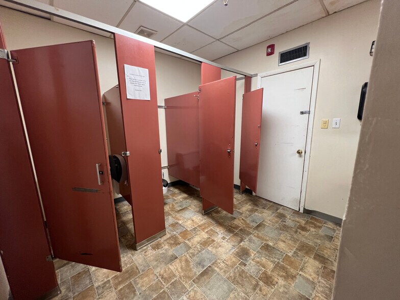 More Photos Of 451 Market St, Elmira Apartments For Sale