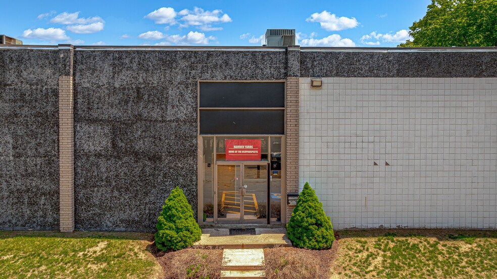 More Photos Of 131 Leeder Hill Dr, Hamden Warehouse For Sale