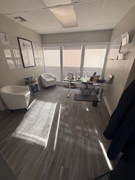 More Photos Of 5553-5555 S Peoria Ave, Tulsa Office For Lease