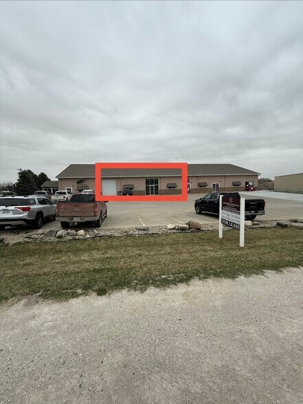 More Photos Of 13633 S 217th St, Gretna Light Distribution For Lease