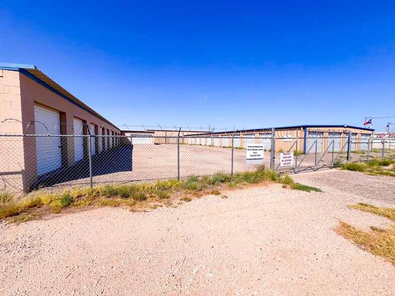 More Photos Of 2801 Washington Street, Midland Industrial For Sale