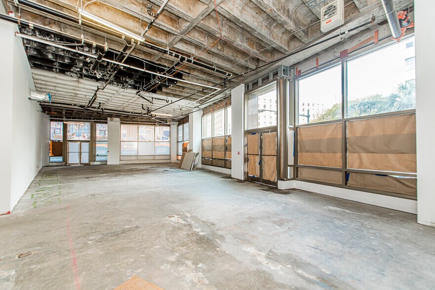 More Photos Of 212 Loyola Ave, New Orleans Hospitality For Sale