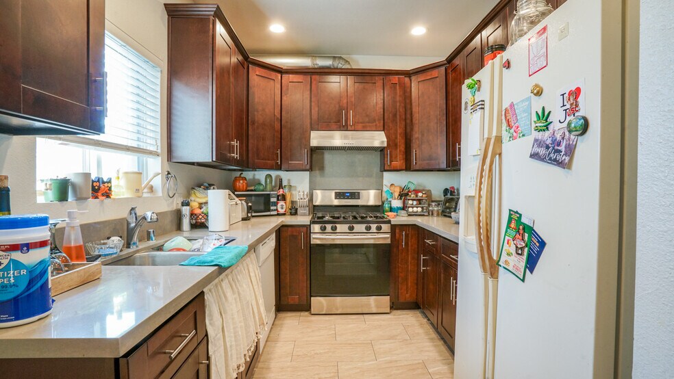 More Photos Of 10374 Marion Ave, Montclair Apartments For Sale