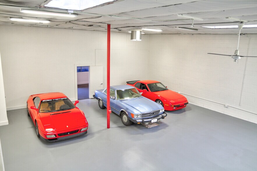 More Photos Of 521 State Pl, Escondido Warehouse For Sale