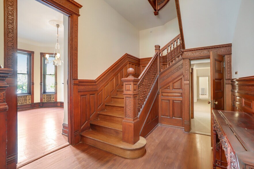 More Photos Of 1633 16th St Nw, Washington Specialty For Lease
