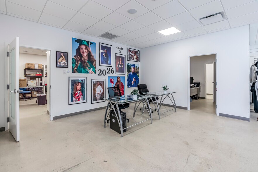 More Photos Of 1014 N Dixie Hwy, Lake Worth Beach Loft Creative Space For Sale