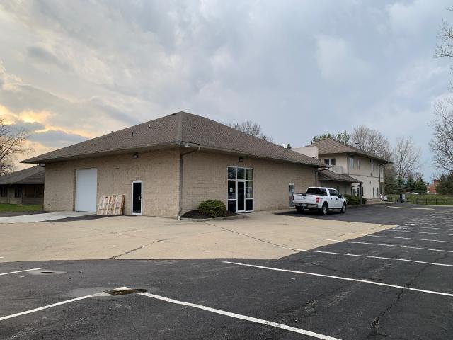 More Photos Of 171 Green Meadows Dr S, Lewis Center Office Residential For Sale