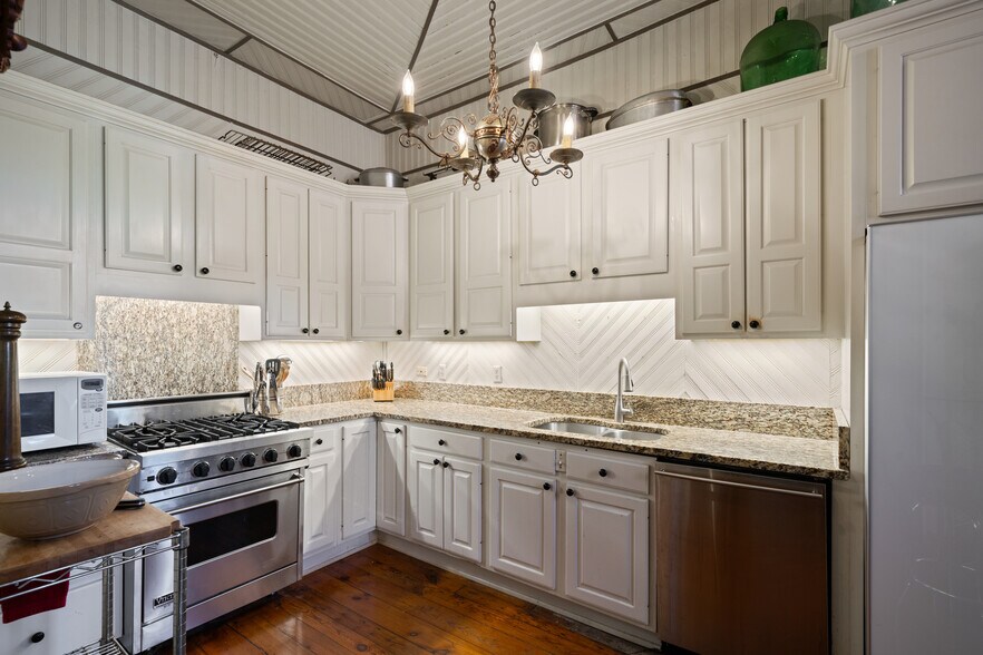 More Photos Of 671 Jefferson Ave, Memphis Loft Creative Space For Sale