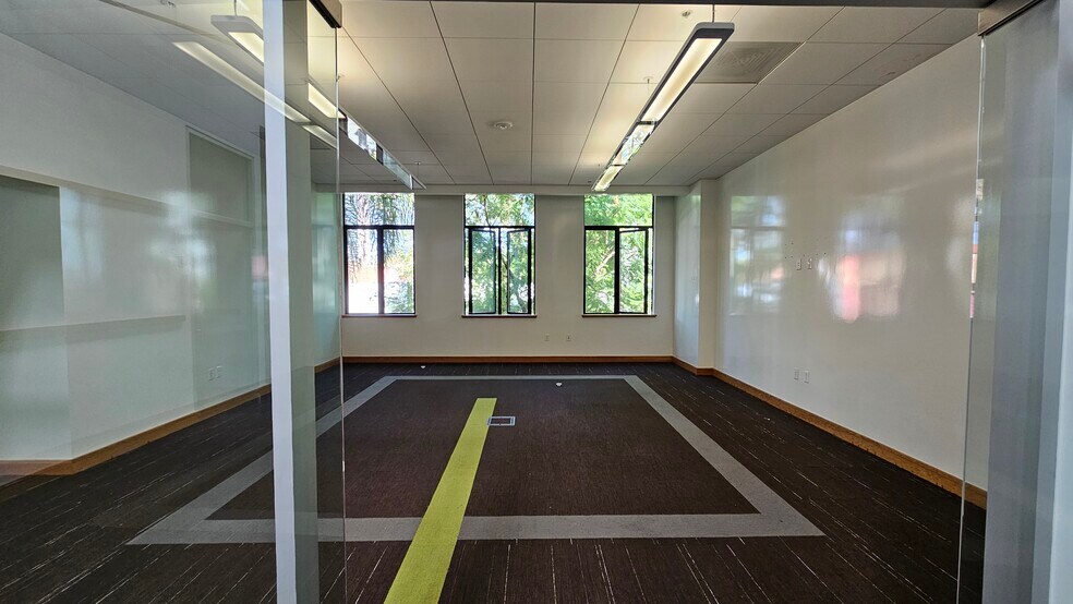 More Photos Of 387 S 1st St, San Jose Loft Creative Space For Lease