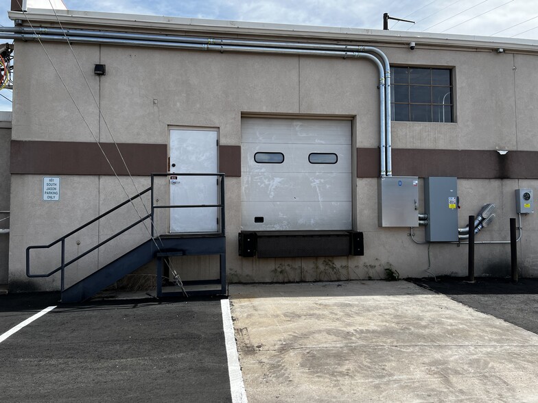 More Photos Of 601 S Jason St, Denver Warehouse For Lease