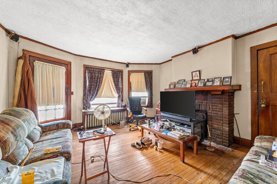 More Photos Of , Cleveland Unknown For Sale