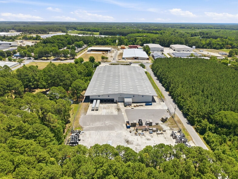 More Photos Of 1526 S Brightleaf Blvd, Smithfield Warehouse For Lease
