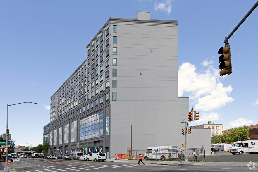 More Photos Of 4720 3rd Ave, Bronx Apartments For Lease