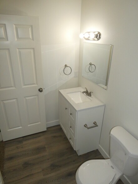 More Photos Of 119 S Wasson St, Coos Bay Apartments For Sale