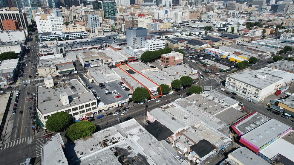 More Photos Of 829 S San Pedro St, Los Angeles Storefront Retail Office For Sale