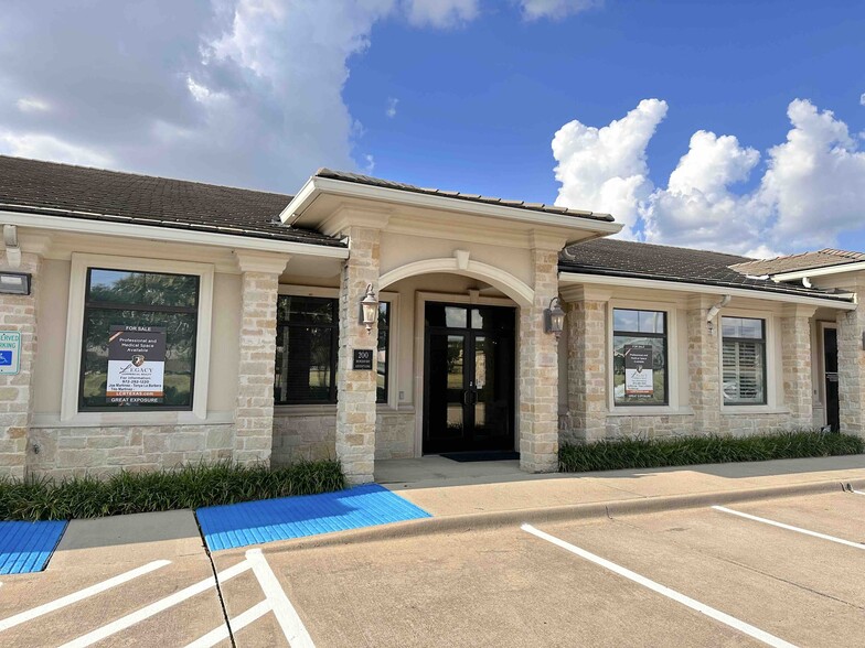 Primary Photo Of 6513 Preston Rd, Plano Medical For Sale