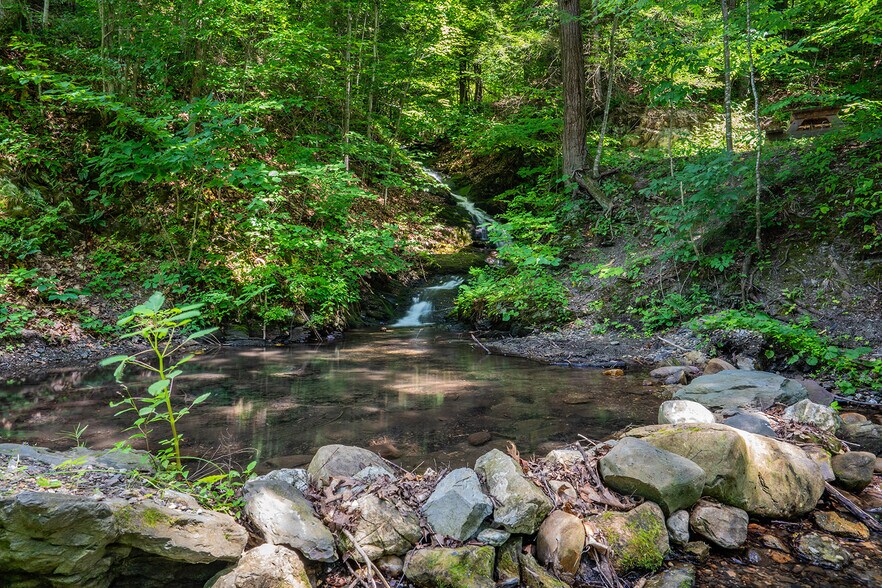 More Photos Of 213 Fiddlers Elbow Rd, Greenwich Land For Sale