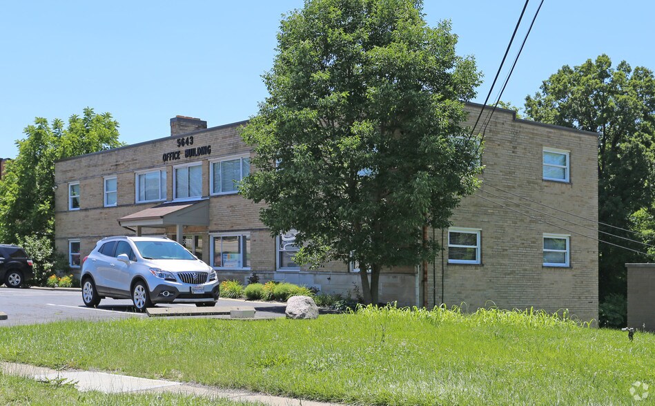 More Photos Of 5643 Cheviot Rd, Cincinnati Office For Lease