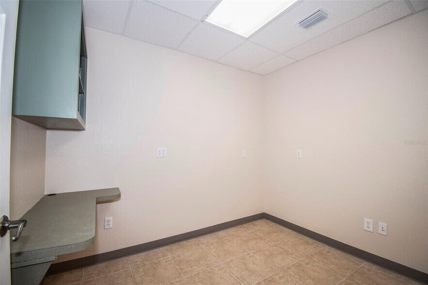 More Photos Of 3221 Tamiami Trl, Port Charlotte Medical For Lease
