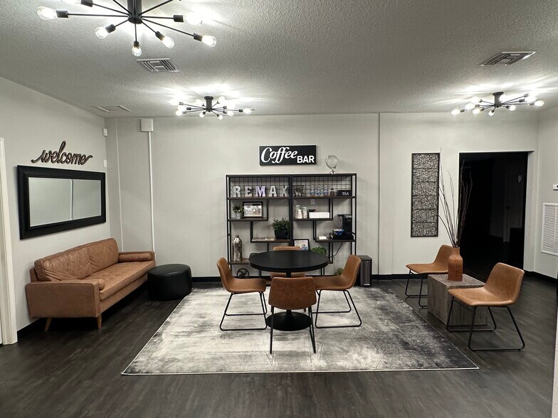 More Photos Of 20525 Amberfield Dr, Land O' Lakes Office For Lease