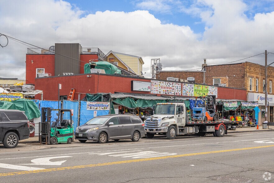 Primary Photo Of 10909 Rockaway Blvd, South Ozone Park Storefront For Lease