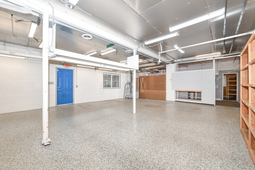 More Photos Of 108 N Front St, Burlington Specialty For Sale