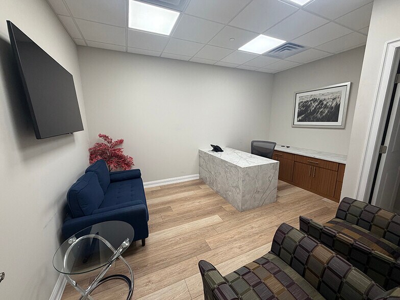 More Photos Of 293 Lafayette Ave, Hawthorne Storefront Retail Office For Lease