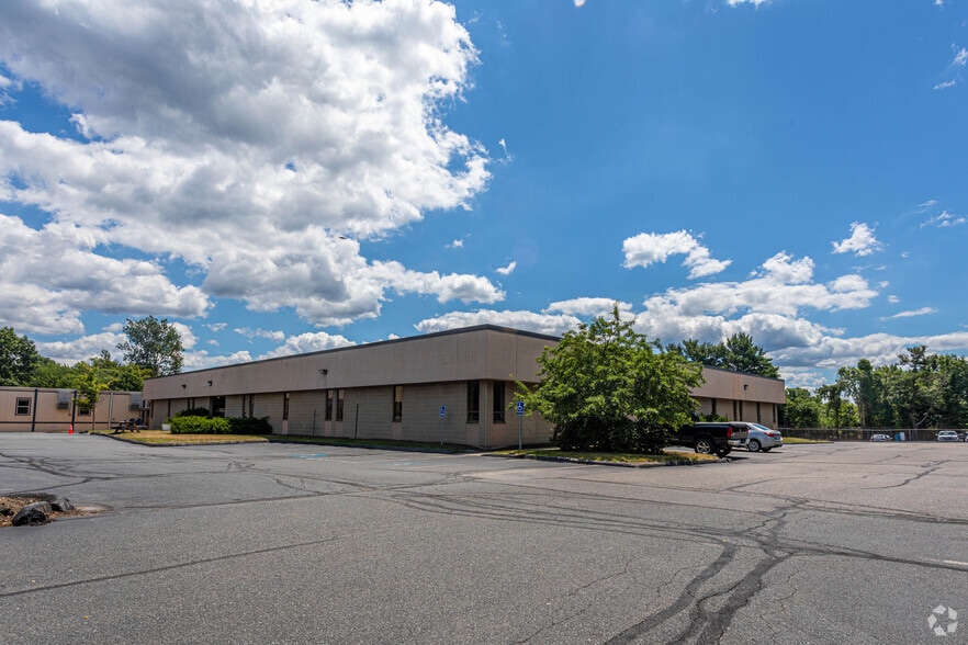 More Photos Of 135 Newbury St, Framingham Daycare Center For Sale