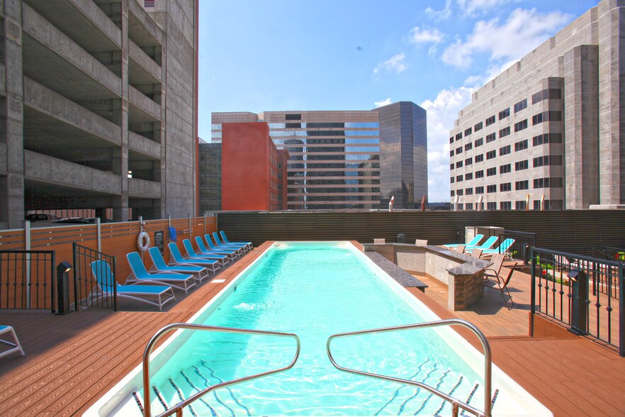 More Photos Of 720 Olive St, Saint Louis Office Residential For Lease