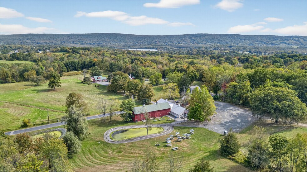 More Photos Of 65 Four Corners Rd, Warwick Specialty For Sale