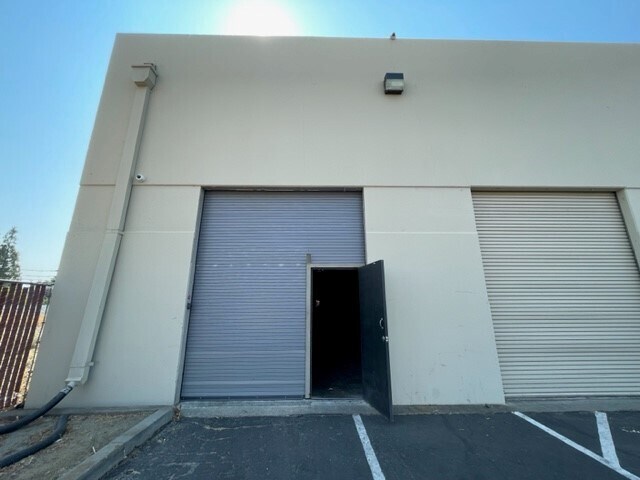 More Photos Of 110 Railroad Ave, Suisun City Flex For Lease