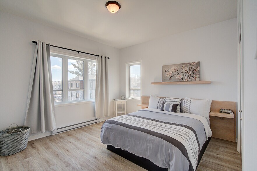 More Photos Of 108 Rue Bruno-Dion, Blainville Apartments For Sale