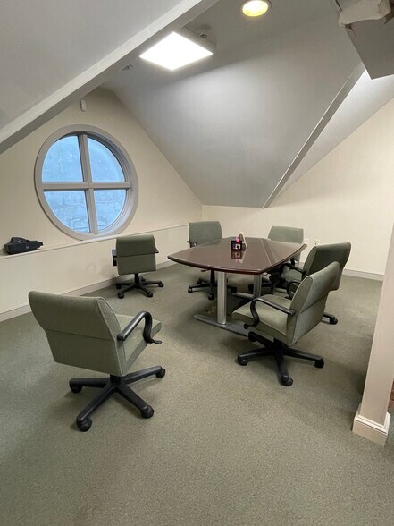 More Photos Of 40 Church St, White Plains Bank For Sale