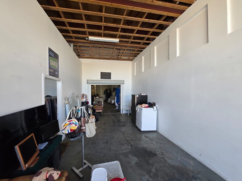 More Photos Of 2910-2914 Alameda Ave, El Paso Storefront For Sale