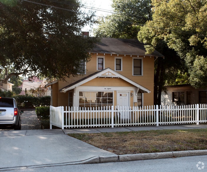 Primary Photo Of 118 Pasadena Pl, Orlando Office Residential For Lease