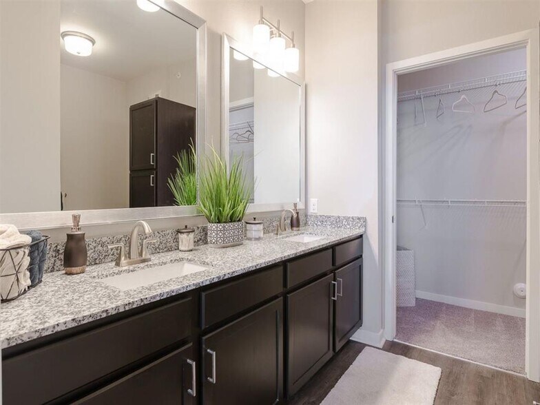 More Photos Of 11010 Twenty Mile Rd, Parker Apartments For Lease