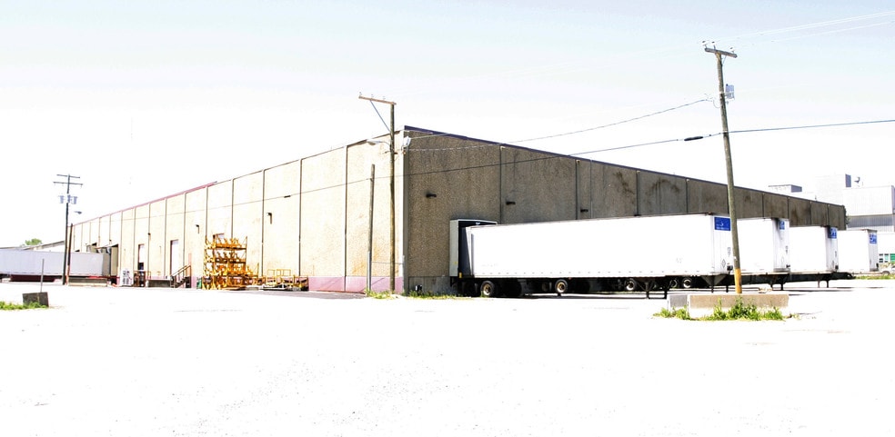 More Photos Of 2626 Indian River Rd, Chesapeake Distribution For Lease