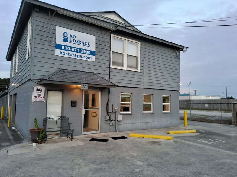 Primary Photo Of 212 Center St, Jacksonville Self Storage For Lease