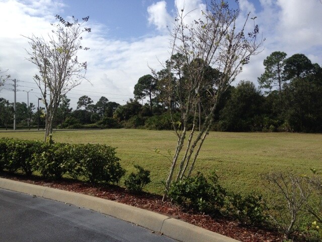 More Photos Of 1309 Gatlin Blvd, Port Saint Lucie Land For Lease