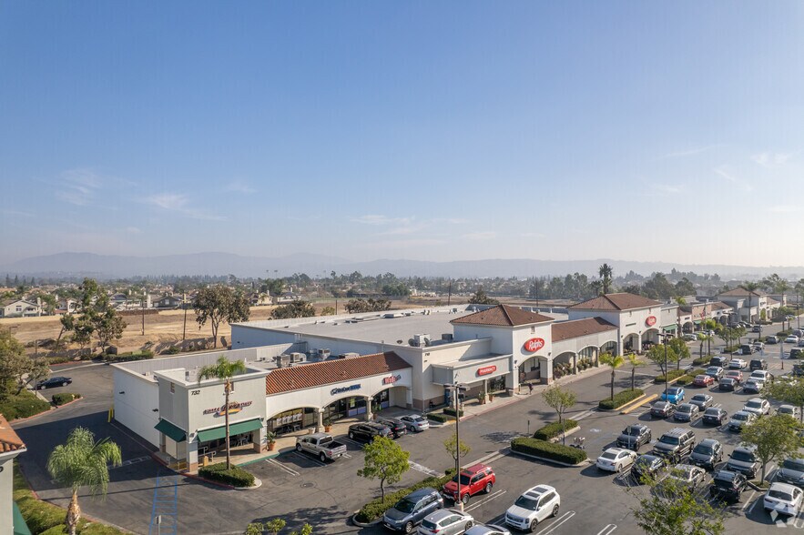 More Photos Of 600-732 N Rose Dr, Placentia General Retail For Lease