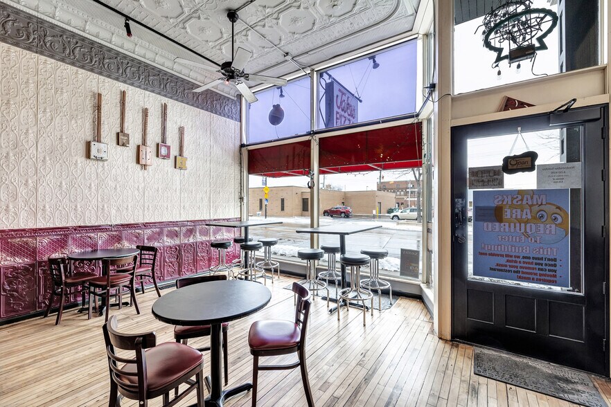 More Photos Of 112-114 S Broadway St, Green Bay Storefront Retail Office For Sale